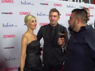 Pornhubtv sophia knight & danny d raudonas carpet 2015 avn interviu