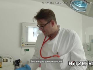 Hitzefrei berpayu dara besar si rambut perang warga german milf fucked oleh beliau doc